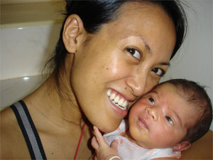 Oui and baby Abigail